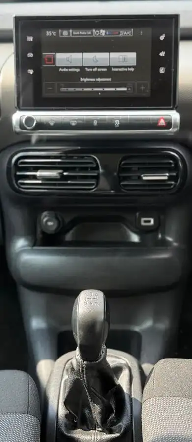 2017-citroen-c4-cactus-12-puretech-feel-82ps-big-24