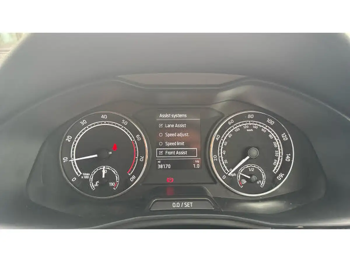 2021-skoda-kamiq-10-tsi-se-109ps-big-53
