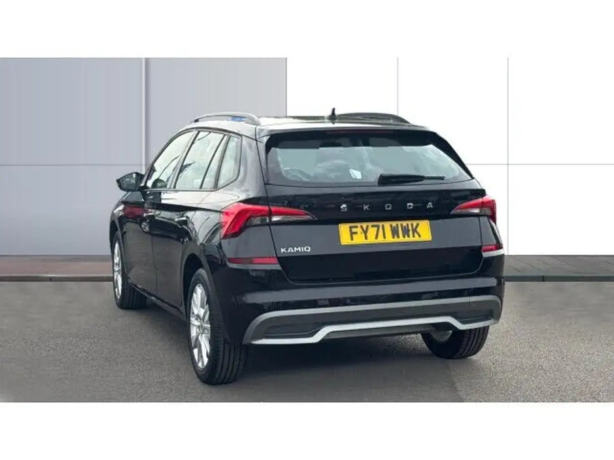 2021-skoda-kamiq-10-tsi-se-109ps-big-1