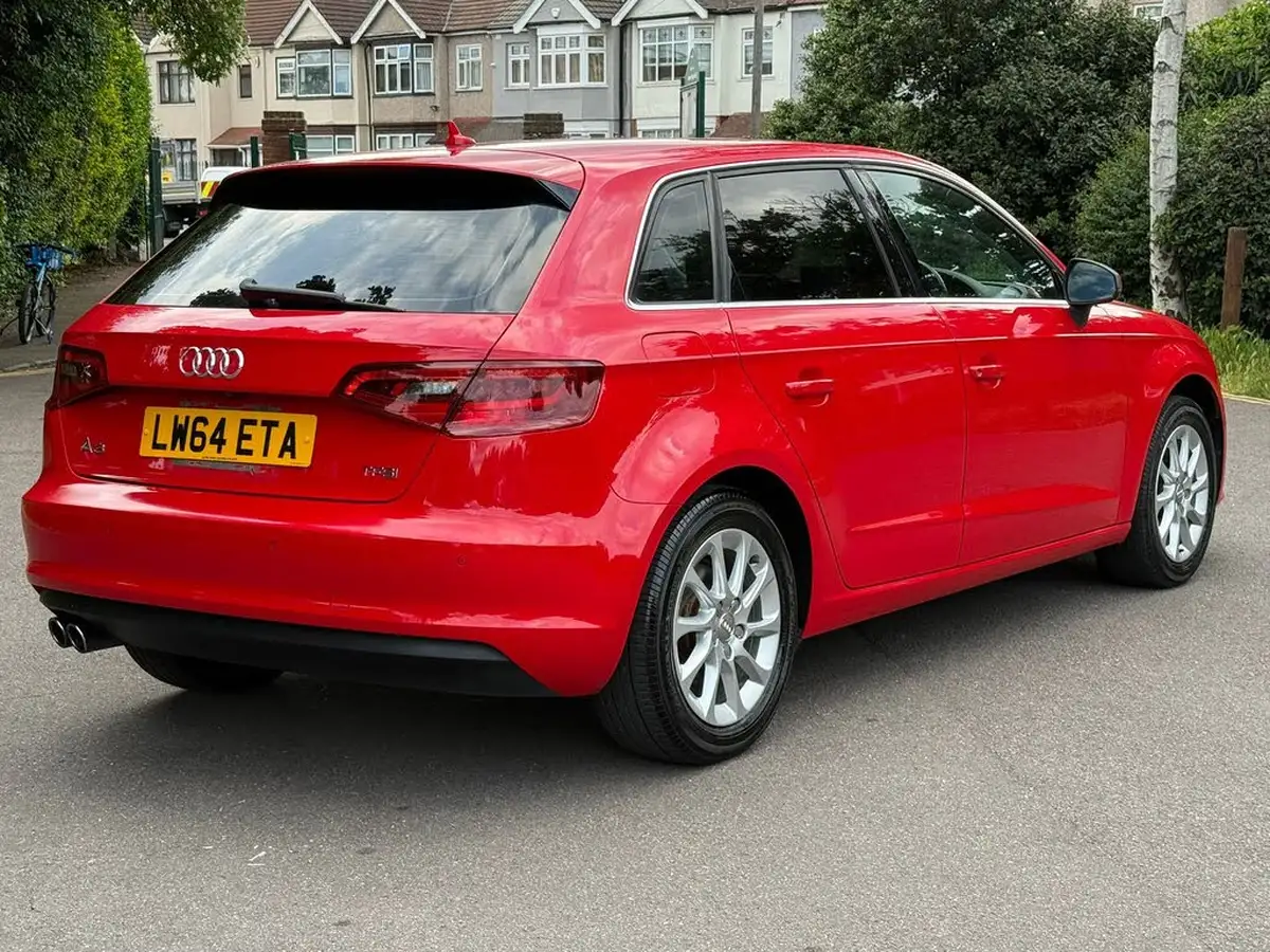 2014-audi-a3-big-11