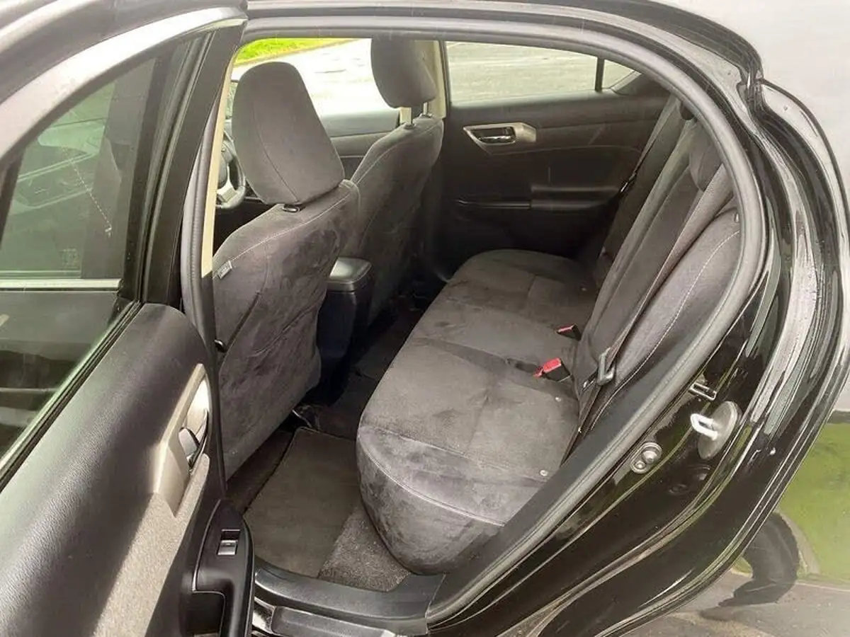 2014-lexus-ct-200h-18-advance-big-12