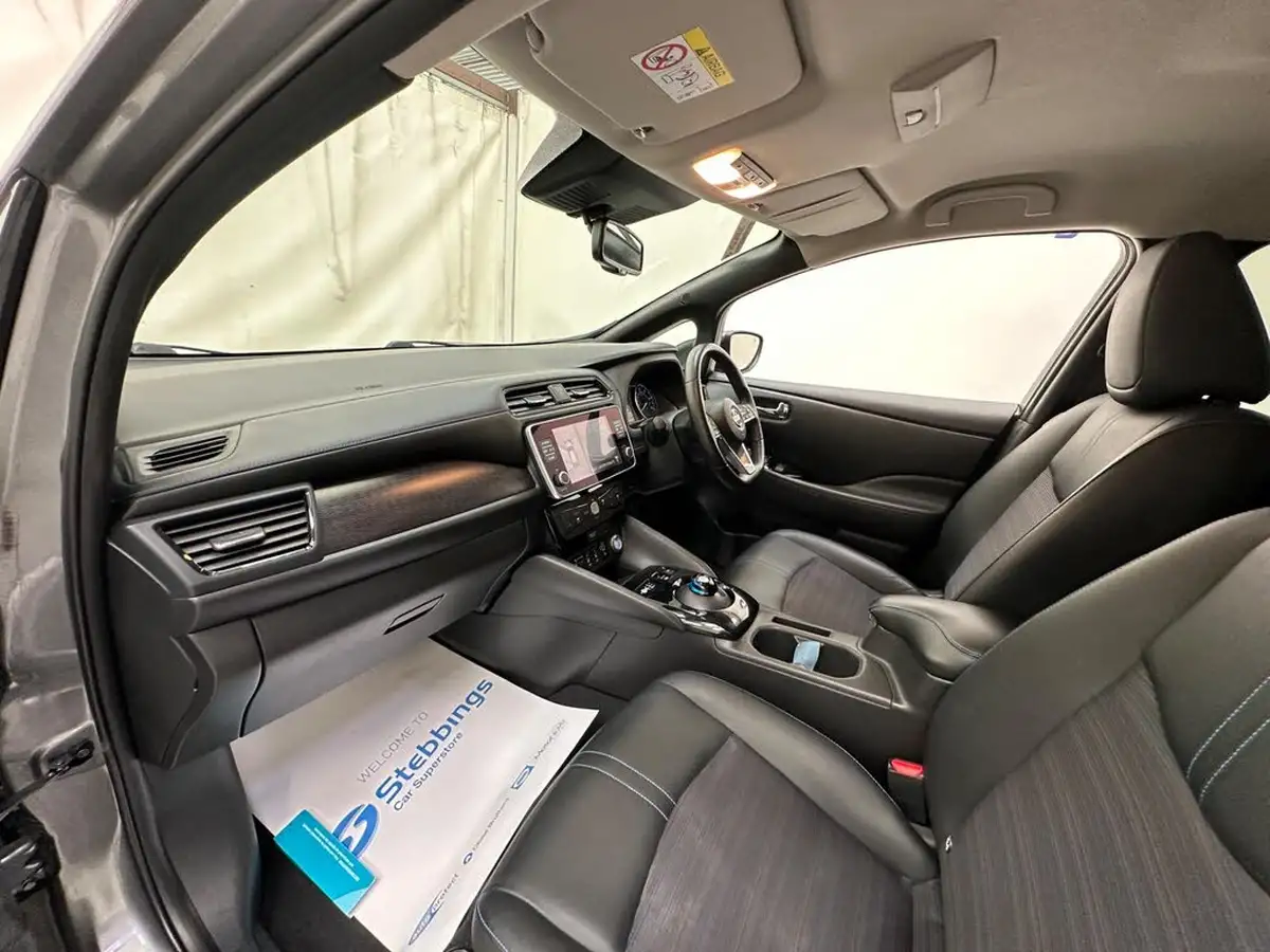 2020-nissan-leaf-e-n-connecta-big-25