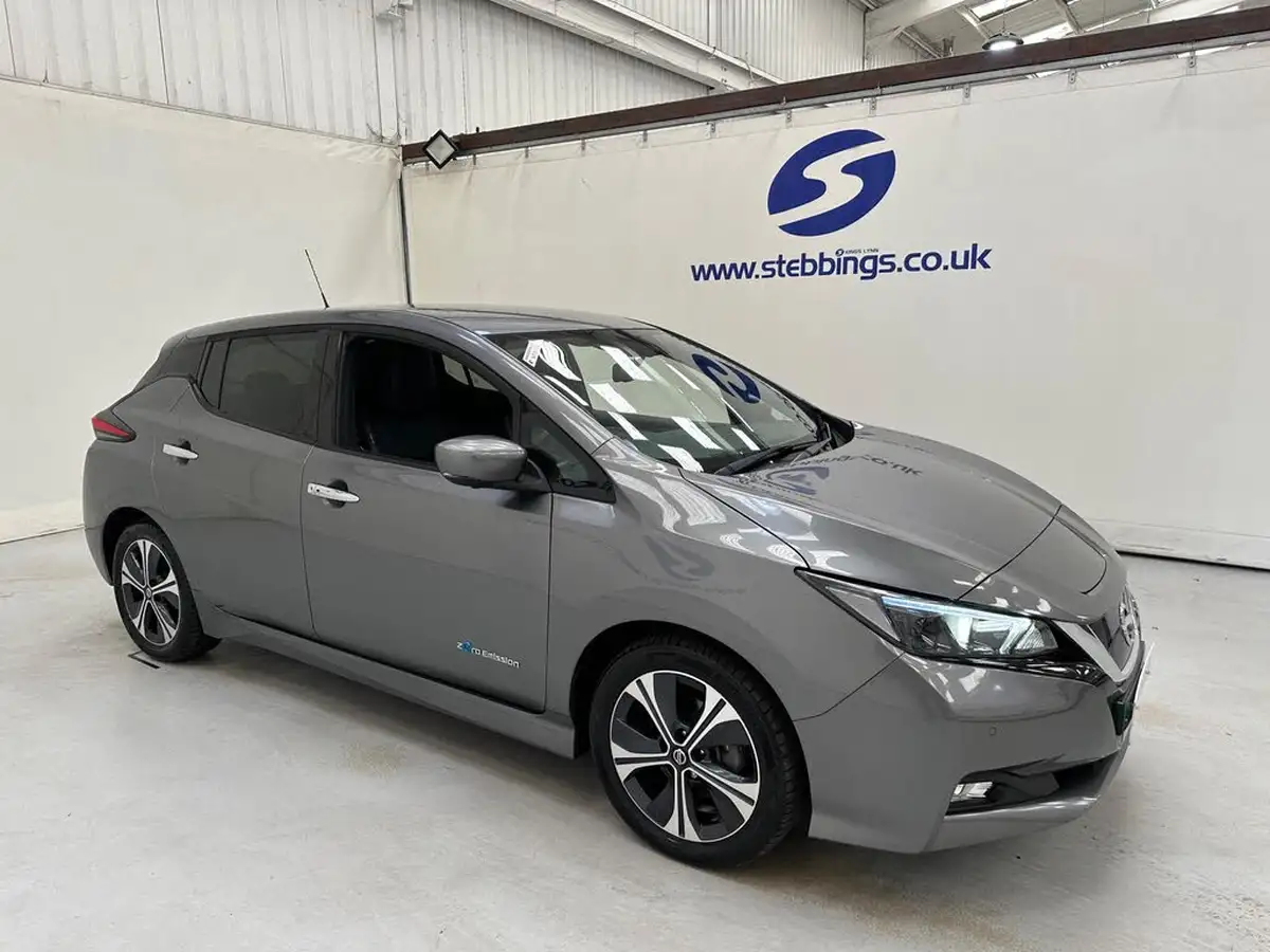 2020-nissan-leaf-e-n-connecta-big-1