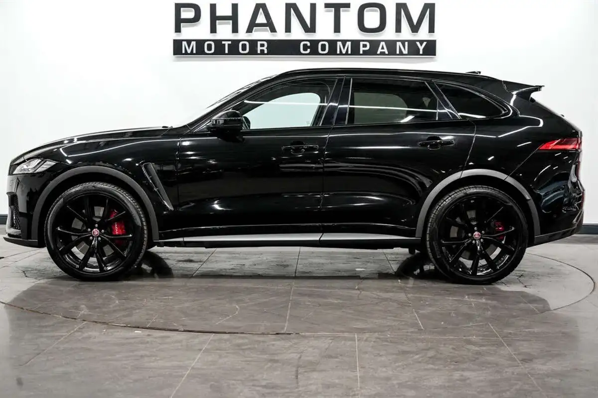 2020-jaguar-f-pace-50-v8-svr-big-3