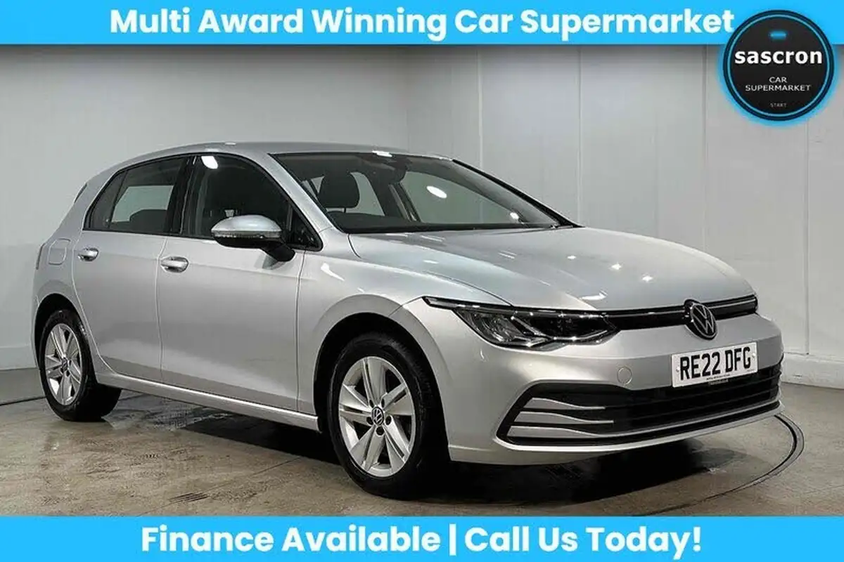 2022-volkswagen-golf-20tdi-life-hatchback-big-0