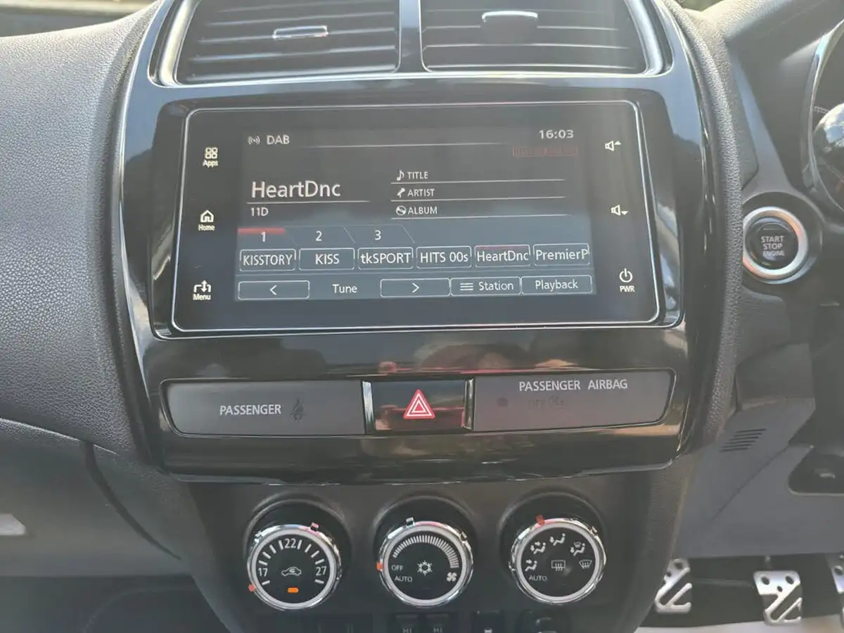 2019-mitsubishi-asx-16-black-big-22