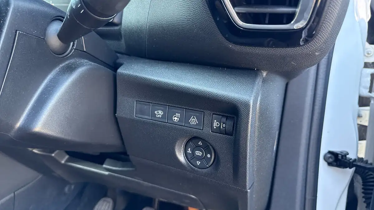 2022-citroen-c4-12-puretech-c-series-edition-big-26