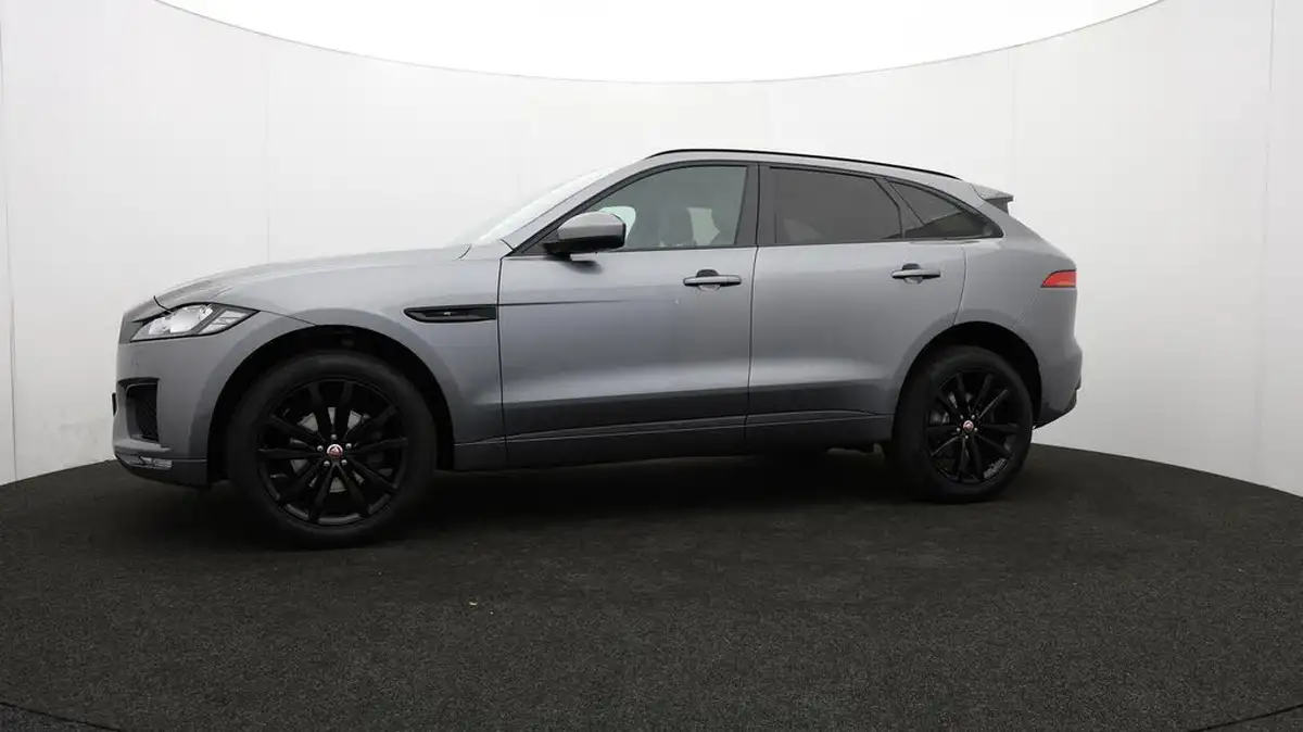 2020-jaguar-f-pace-20-i4d-chequered-flag-180ps-big-60