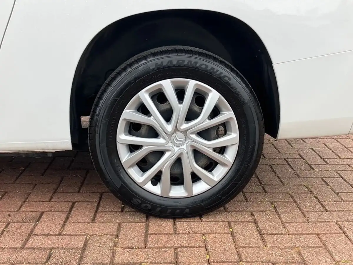2019-citroen-berlingo-16bluehdi-950-x-big-7