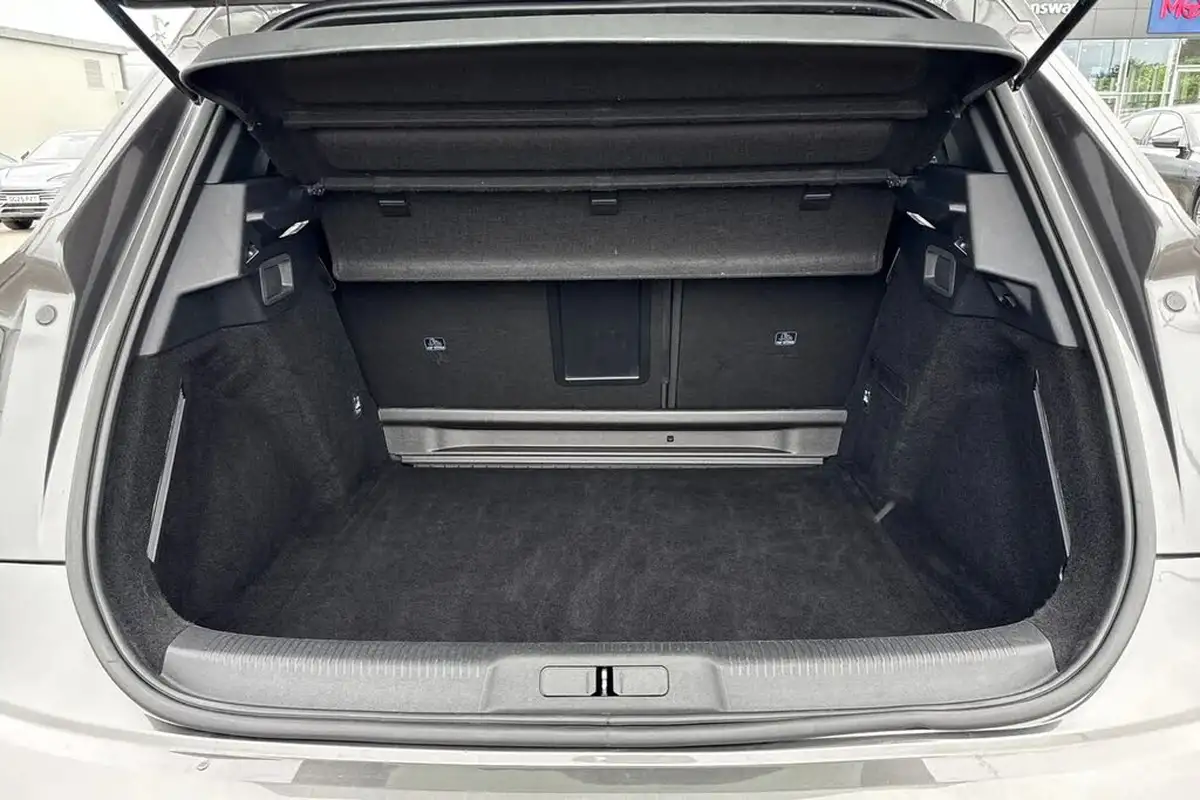 2018-ds-ds-7-crossback-20bluehdi-performance-line-big-9