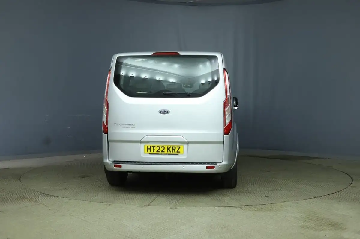 2022-ford-tourneo-custom-20tdci-320-l1-titanium-mhev-150pseu6dt-big-7