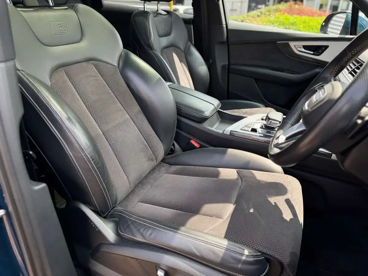 2019-audi-q7-30tdi-quattro-s-line-218ps-big-21