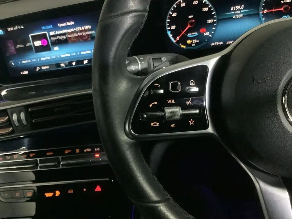 2021-mercedes-benz-eqc-e-eqc-400-sport-big-17