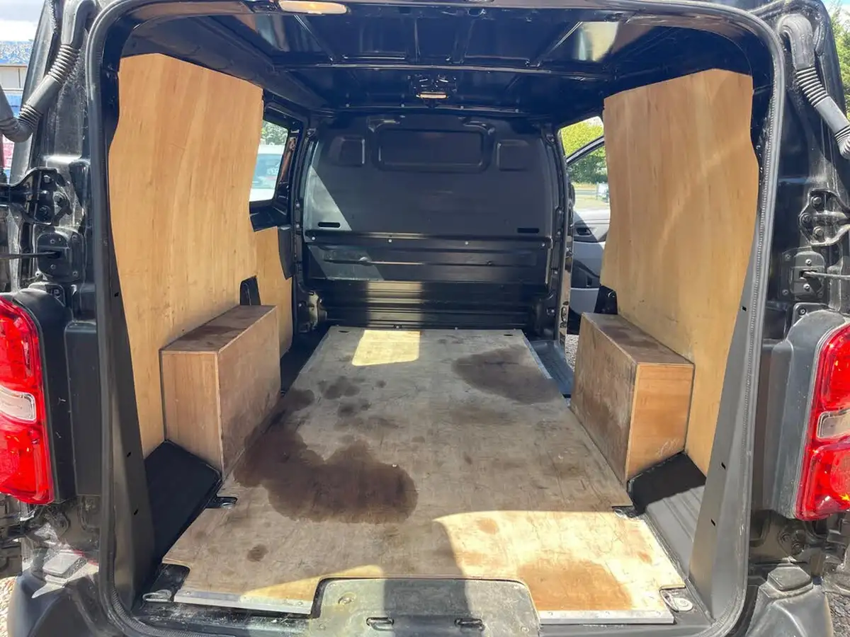 2021-vauxhall-vivaro-20td-3100-l2h1-dynamic-145pseu6d-panel-auto-big-18