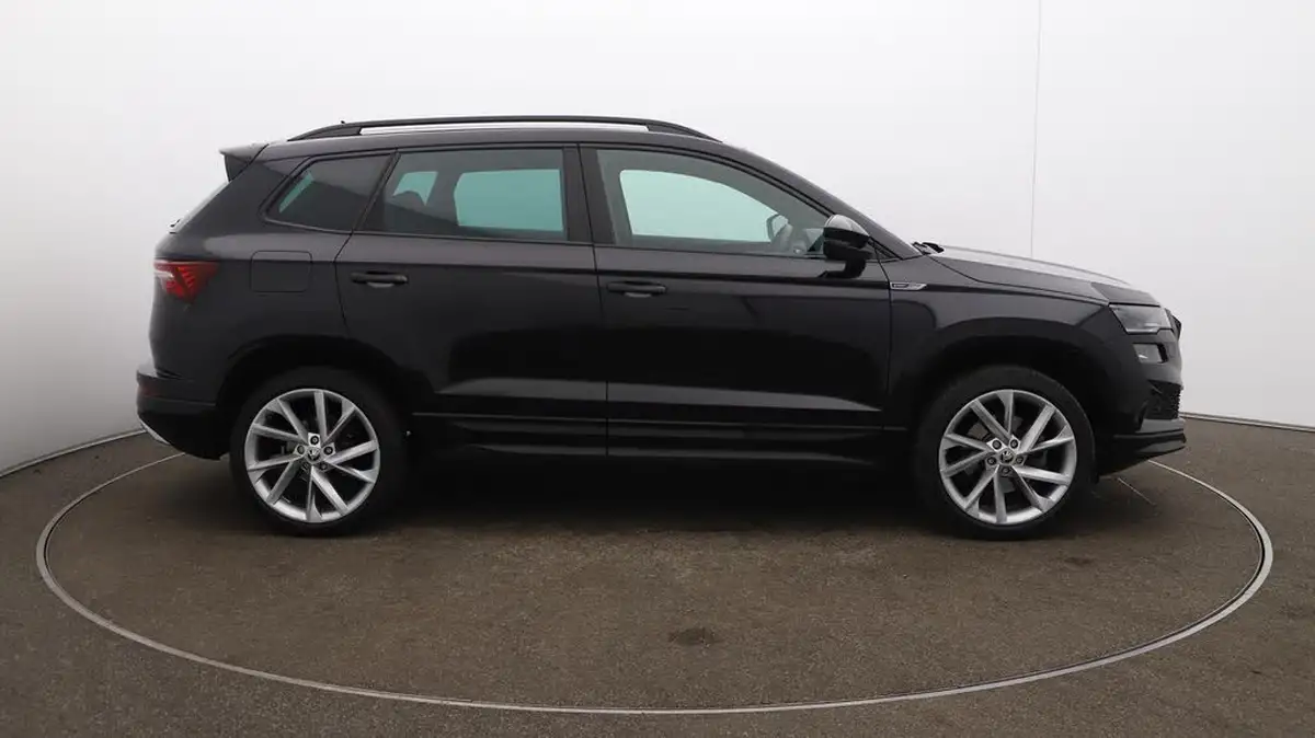 2023-skoda-karoq-15-tsi-sportline-big-52