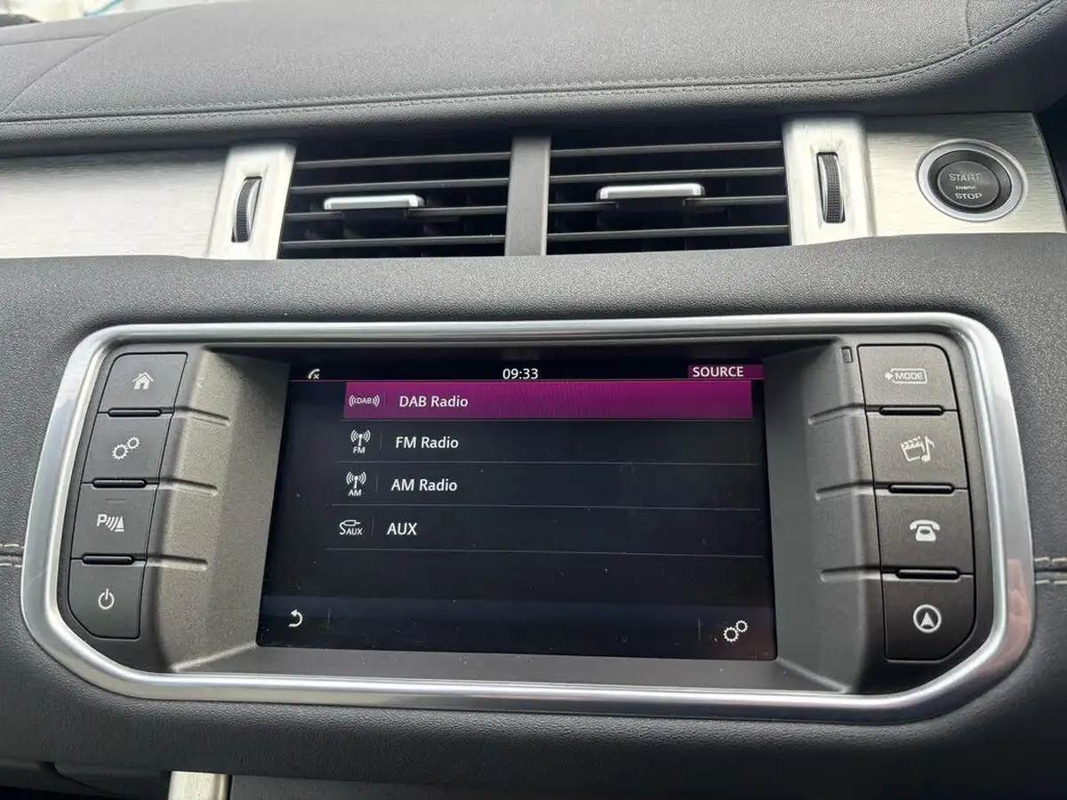 2015-land-rover-range-rover-evoque-20td4-se-tech-ss-hatchback-5d-auto-big-22