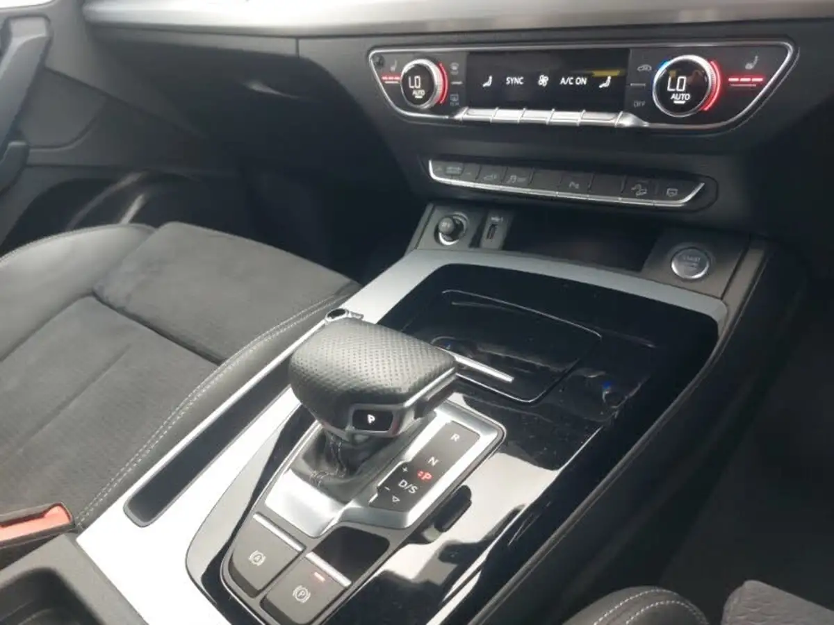 2022-audi-q5-20-50-tfsi-e-s-line-sportback-big-13