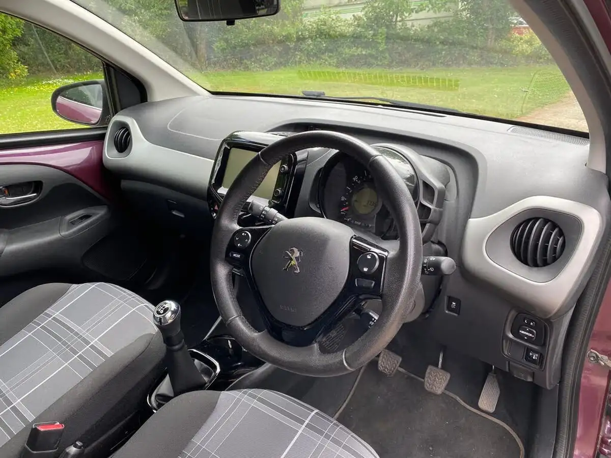 2018-peugeot-108-12-puretech-allure-hatchback-5d-big-6
