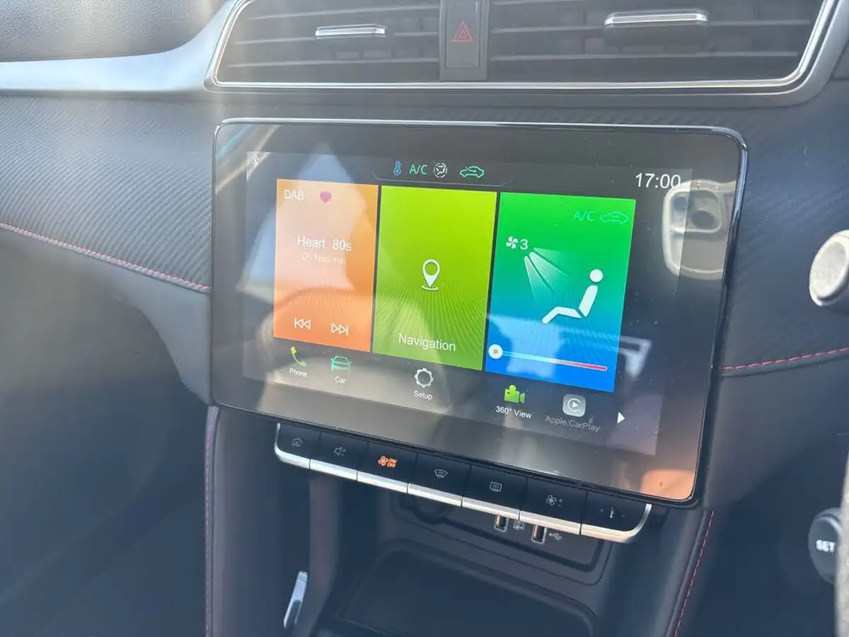2021-mg-zs-suv-15-vti-tech-exclusive-big-18