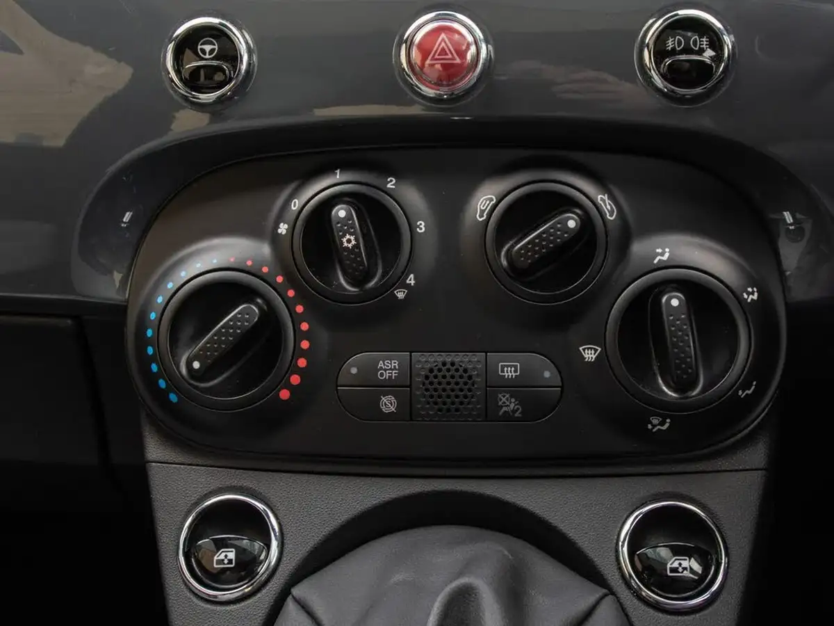 2022-fiat-500-10-dolcevita-big-32