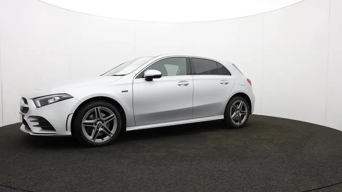 2021-mercedes-benz-a-class-13-a250e-amg-line-hatchback-5d-big-66