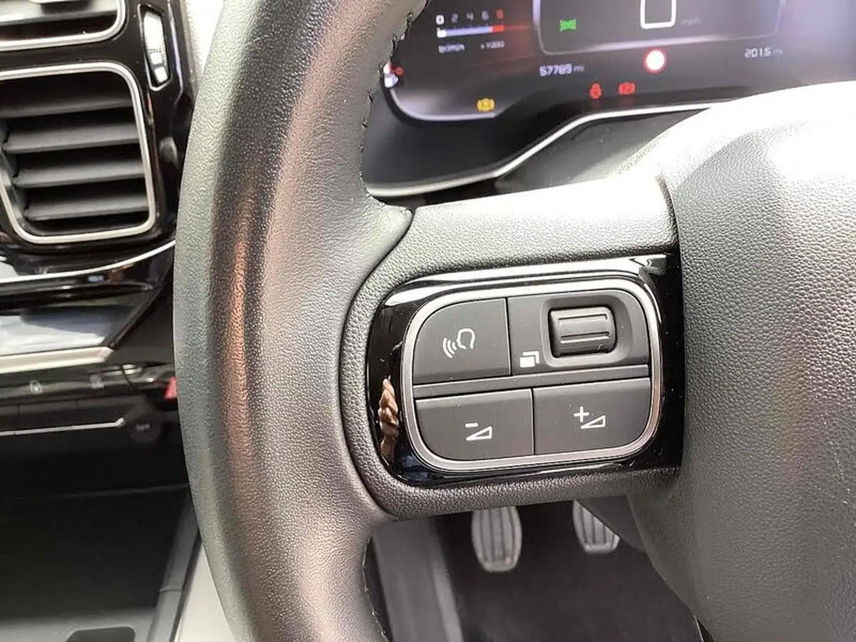 2019-citroen-c5-aircross-12-puretech-flair-big-17