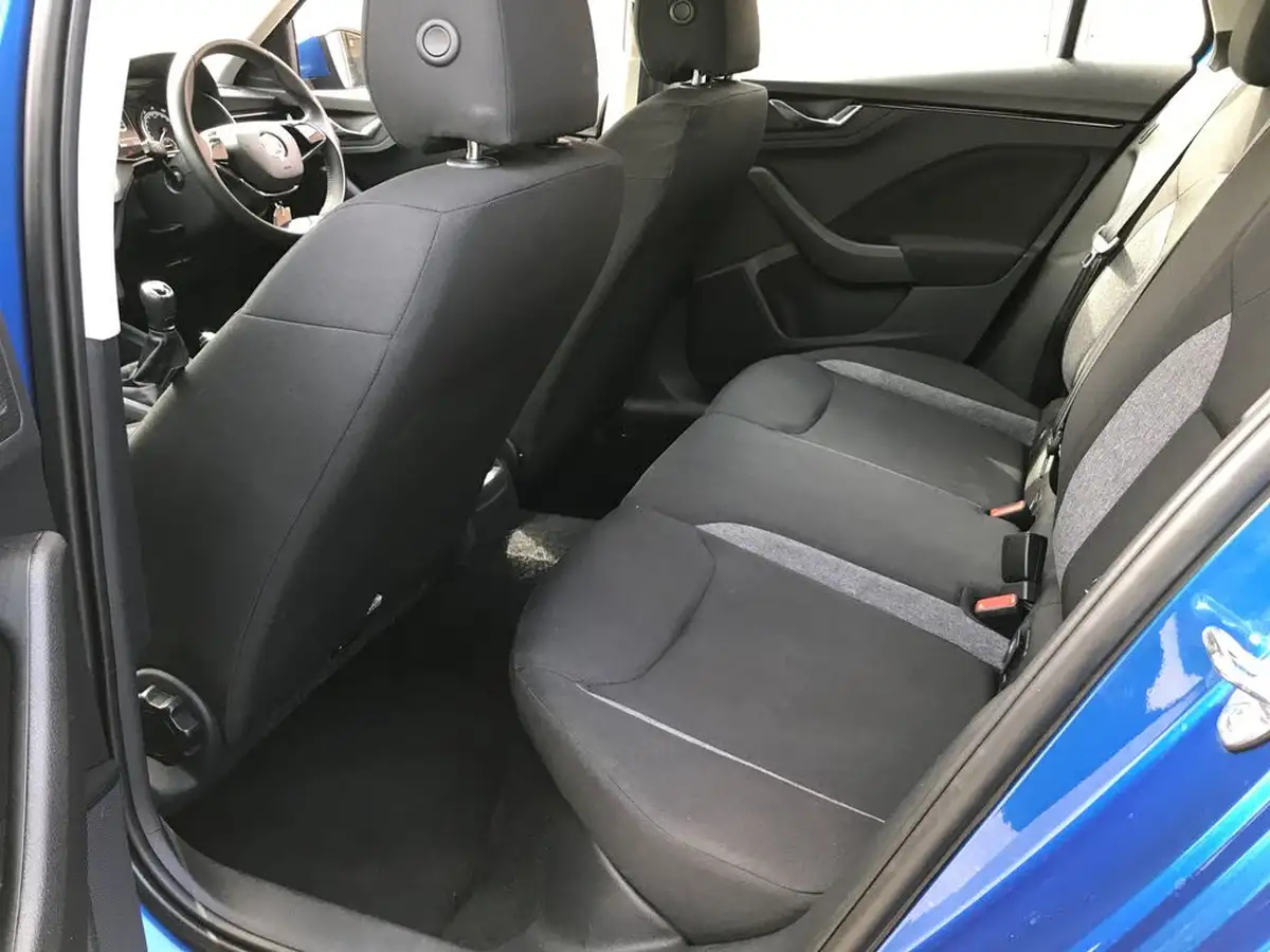 2022-skoda-scala-10-tsi-s-big-19