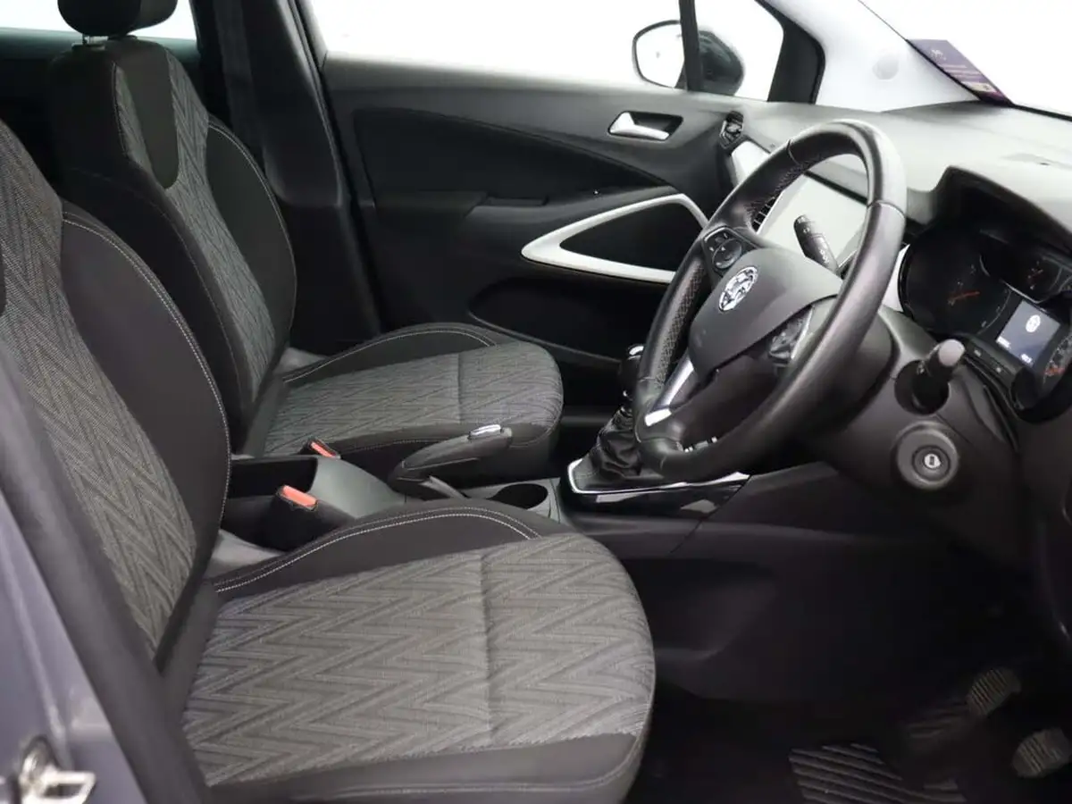 2020-vauxhall-crossland-x-12-sri-nav-110ps-big-20