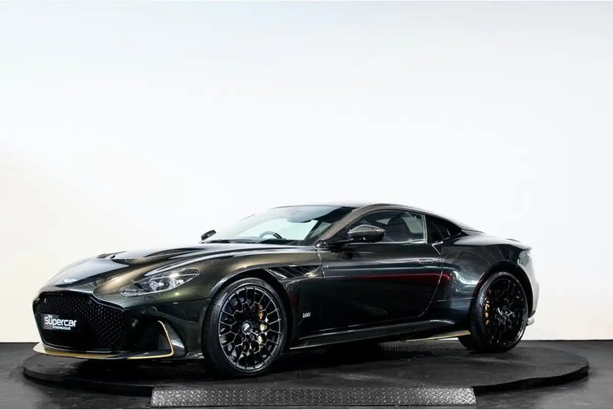 2023-aston-martin-dbs-big-7