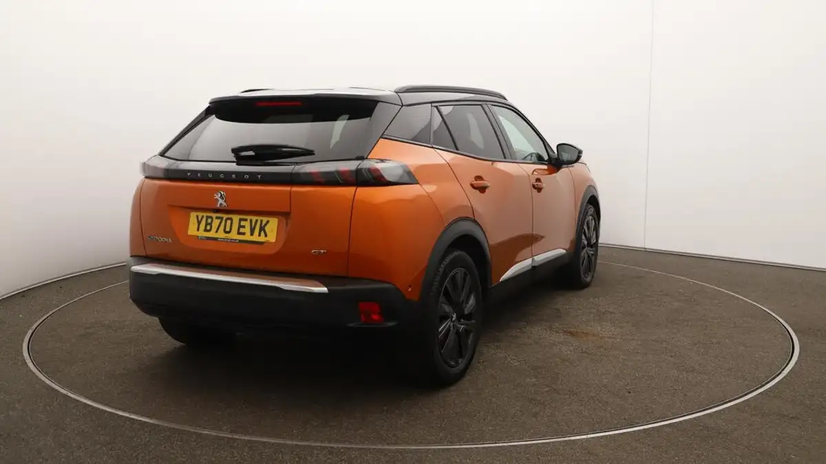 2021-peugeot-2008-suv-e-gt-big-59