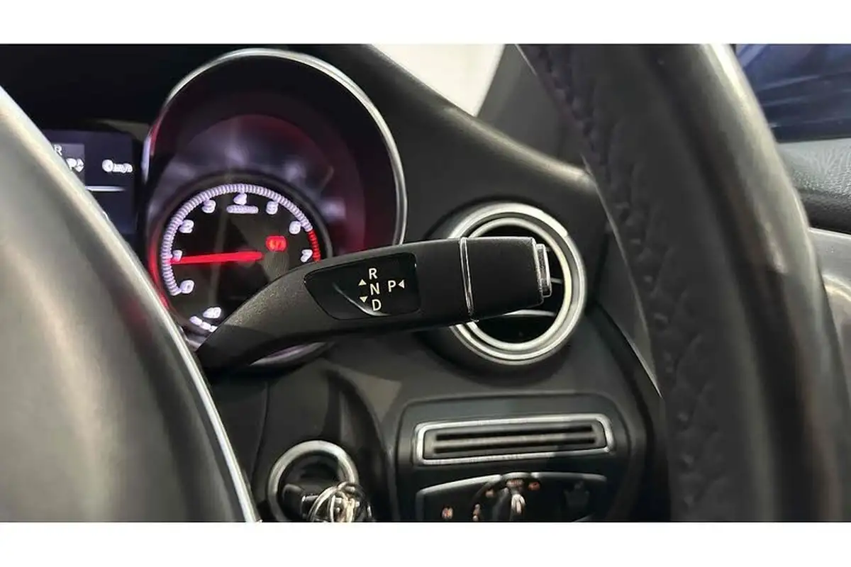 2017-mercedes-benz-c-class-20-c200-amg-line-ss-coupe-2d-9g-tronic-plus-big-31