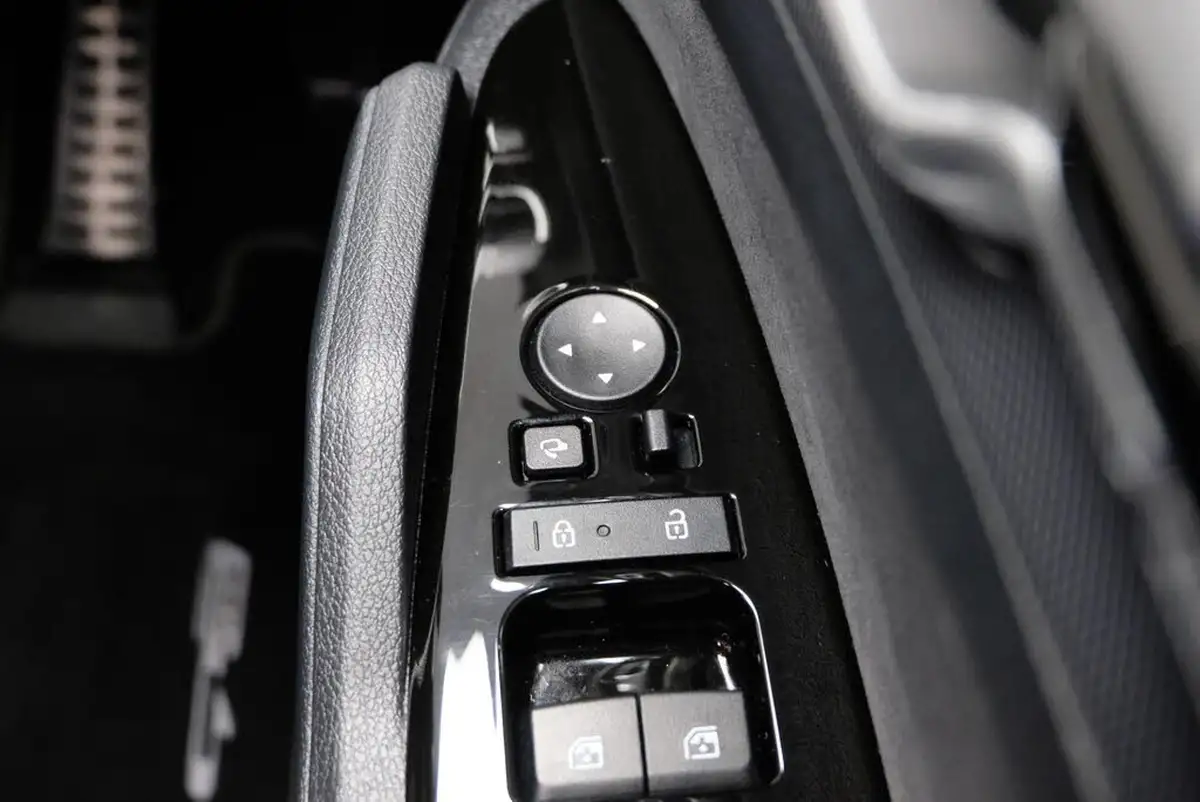 2024-kia-sportage-16-t-gdi-gt-line-s-157bhp-48v-dct-big-32