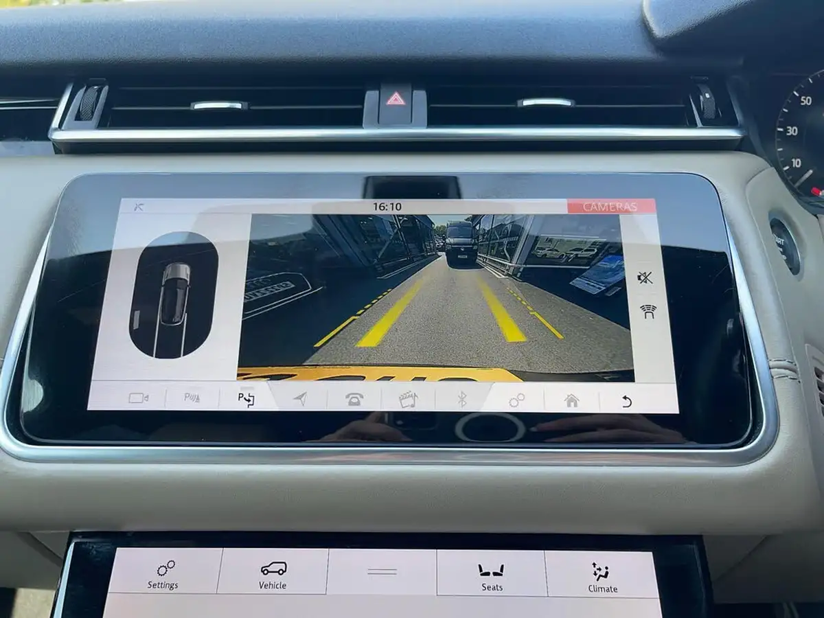 2019-land-rover-range-rover-velar-20-d180-r-dynamic-hse-big-56