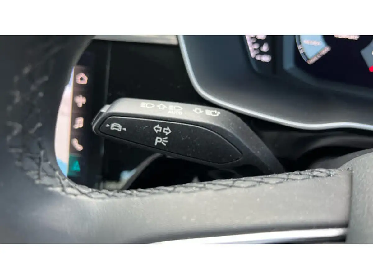 2022-audi-q3-15-35-tfsi-cod-sportback-s-tronic-big-31