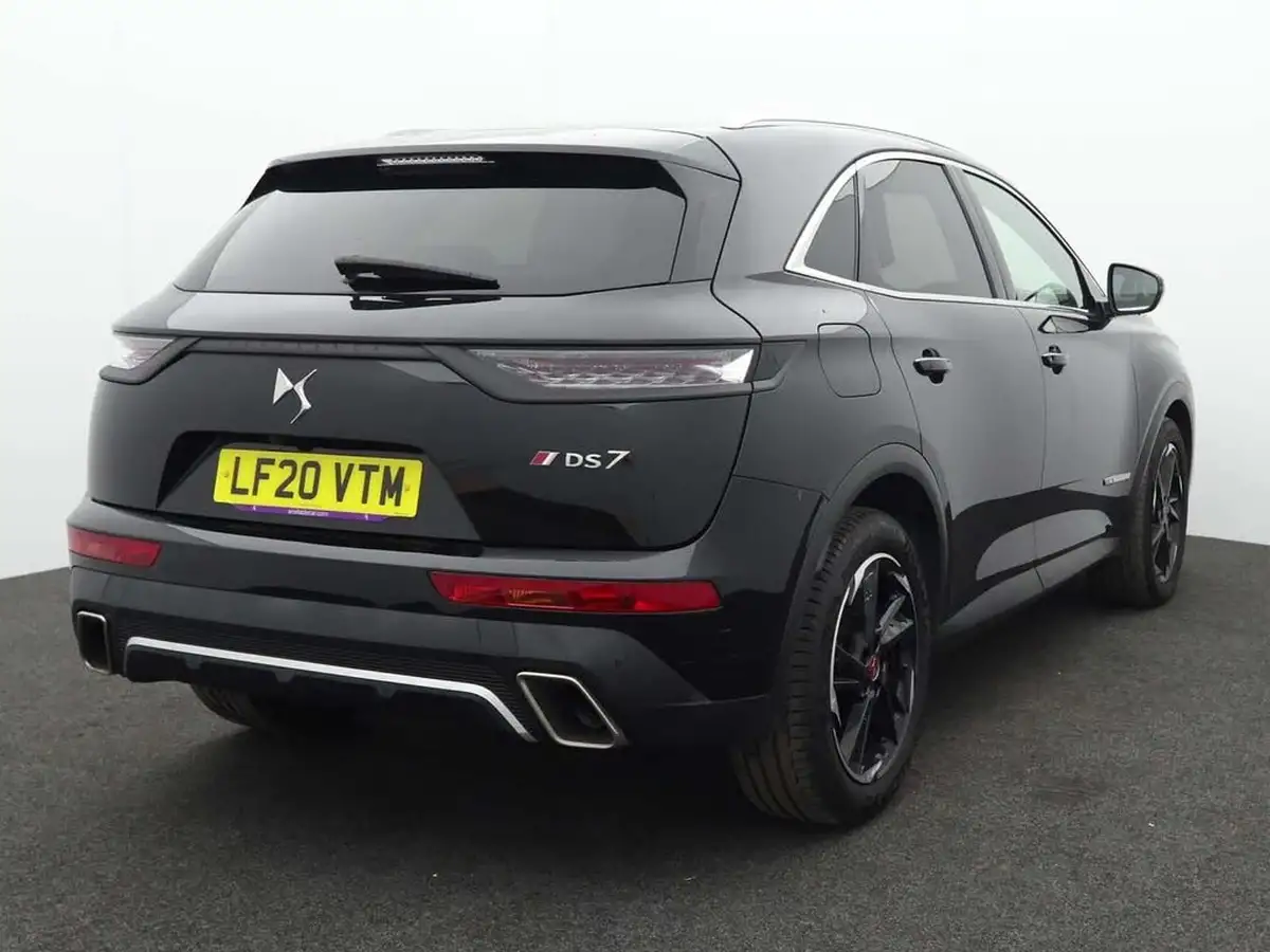 2020-ds-ds-7-crossback-16-puretech-performance-line-180ps-big-5