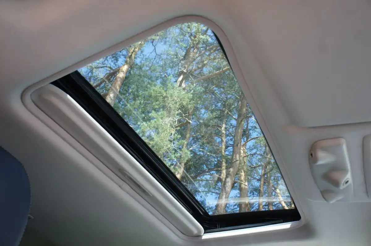 2014-mitsubishi-outlander-20-gx4h-big-13
