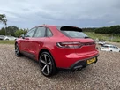 2023-porsche-macan-20-small-6