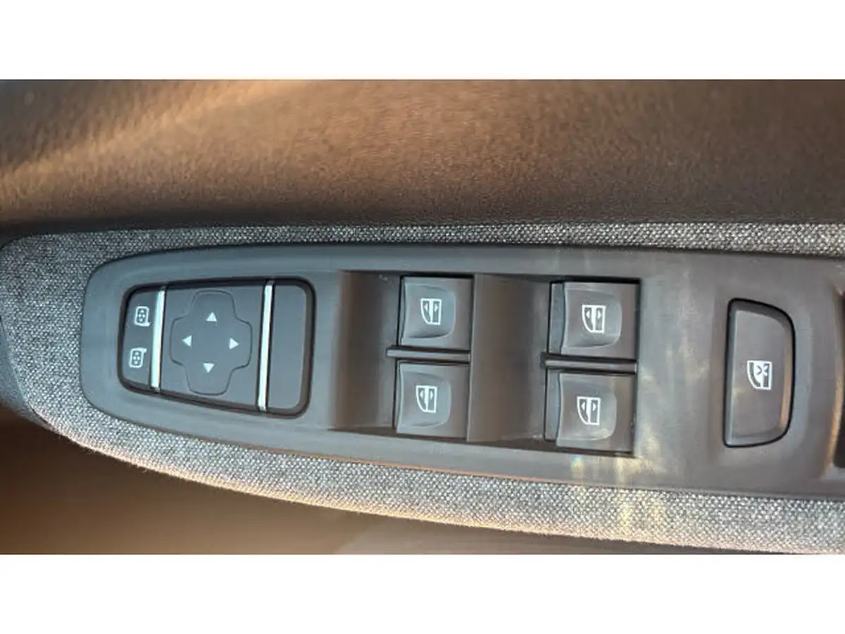 2021-renault-zoe-e-i-iconic-110ps-r110ze50-big-24