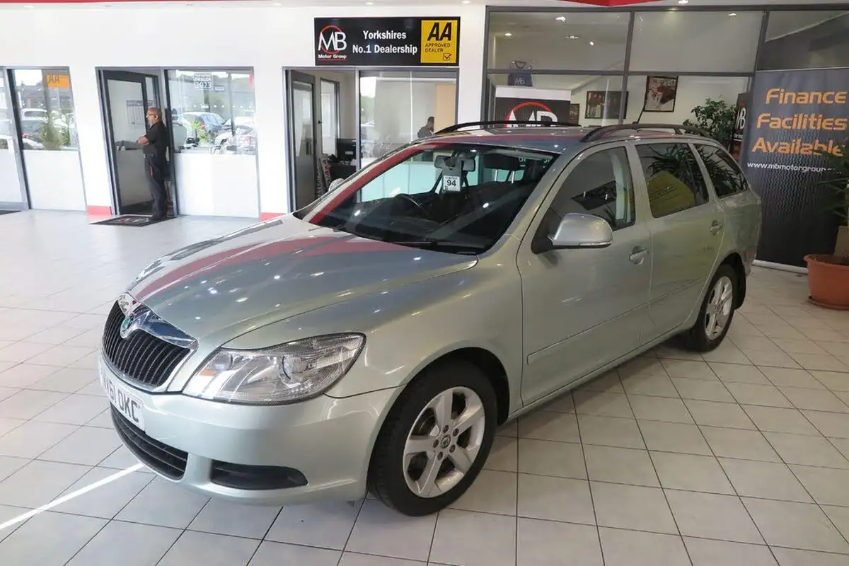 2012-skoda-octavia-14-se-124ps-estate-dsg-big-9
