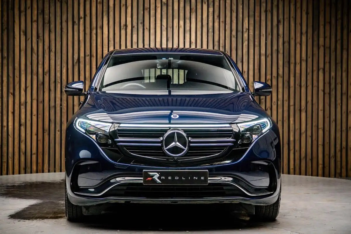 2021-mercedes-benz-eqc-e-eqc-400-amg-line-big-4