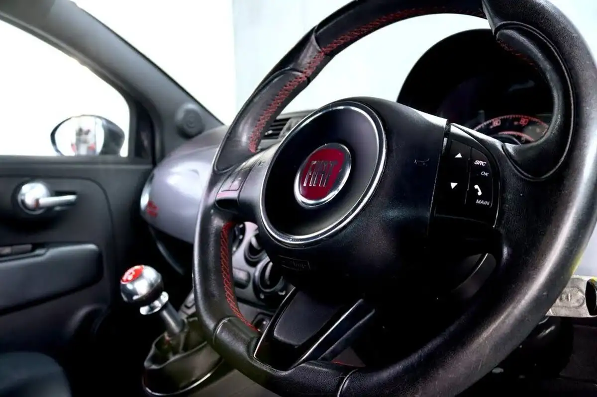 2014-fiat-500-12-s-big-14