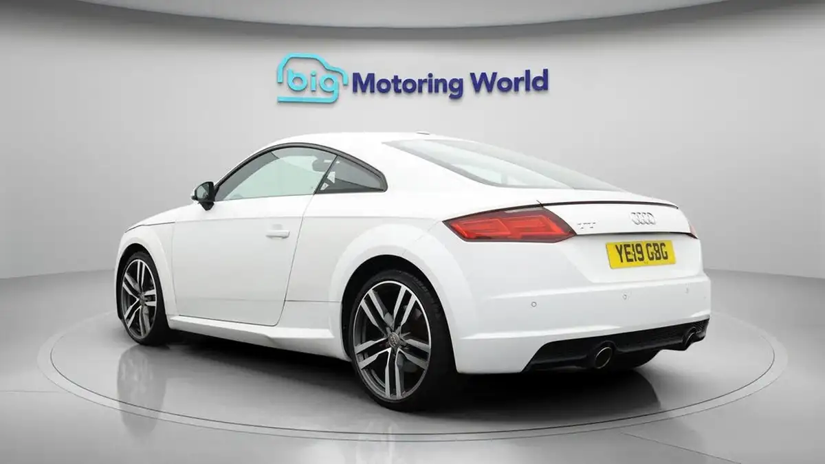 2019-audi-tt-coupe-20-40-tfsi-sport-big-5