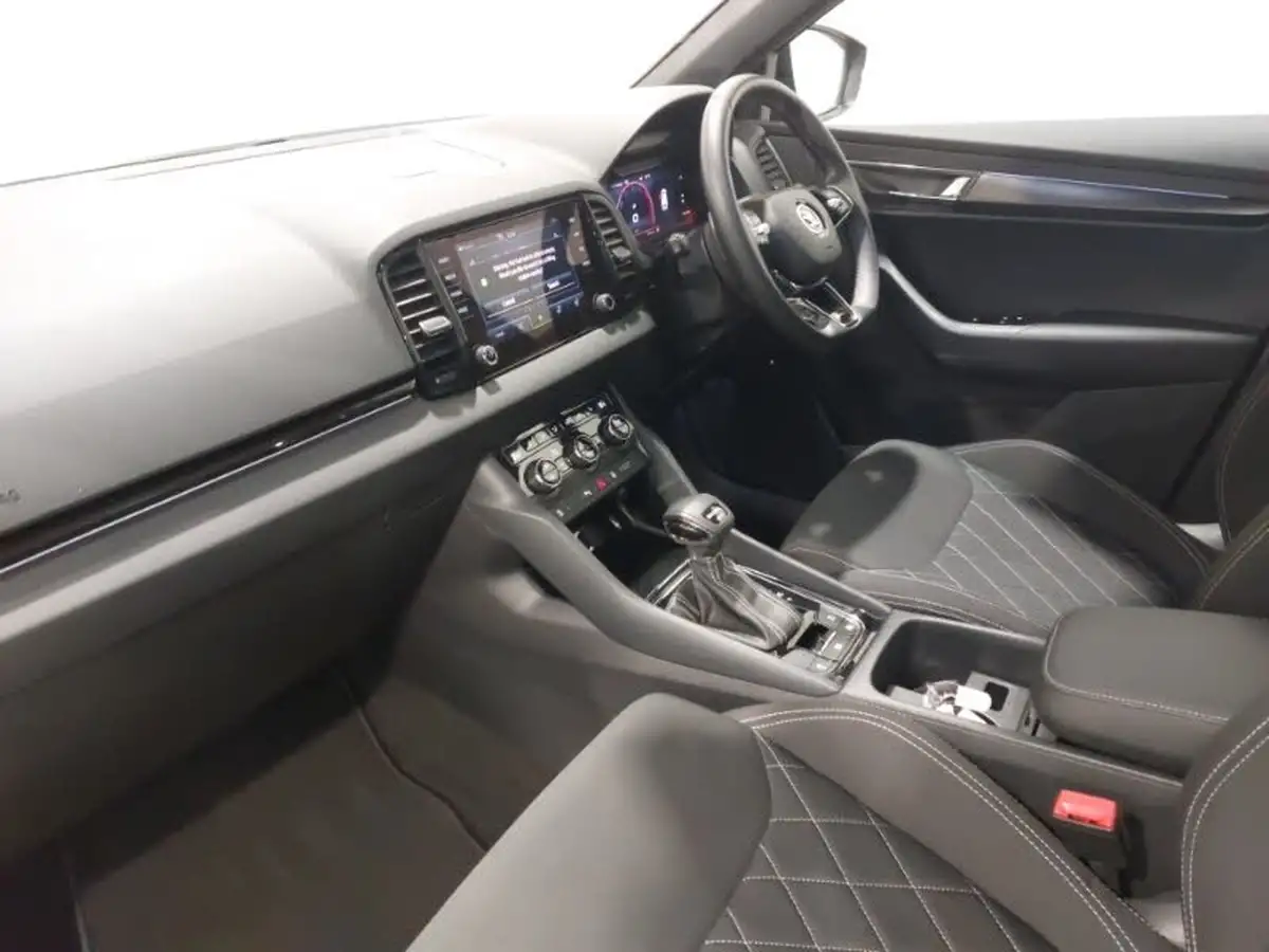 2024-skoda-karoq-20tdi-sportline-4x4-dsg-big-4