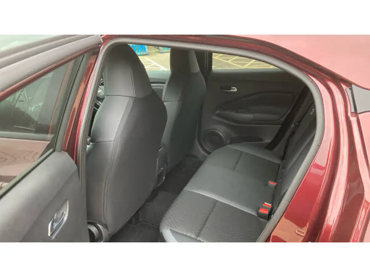 2023-nissan-juke-10-dig-t-n-connecta-dct-big-15