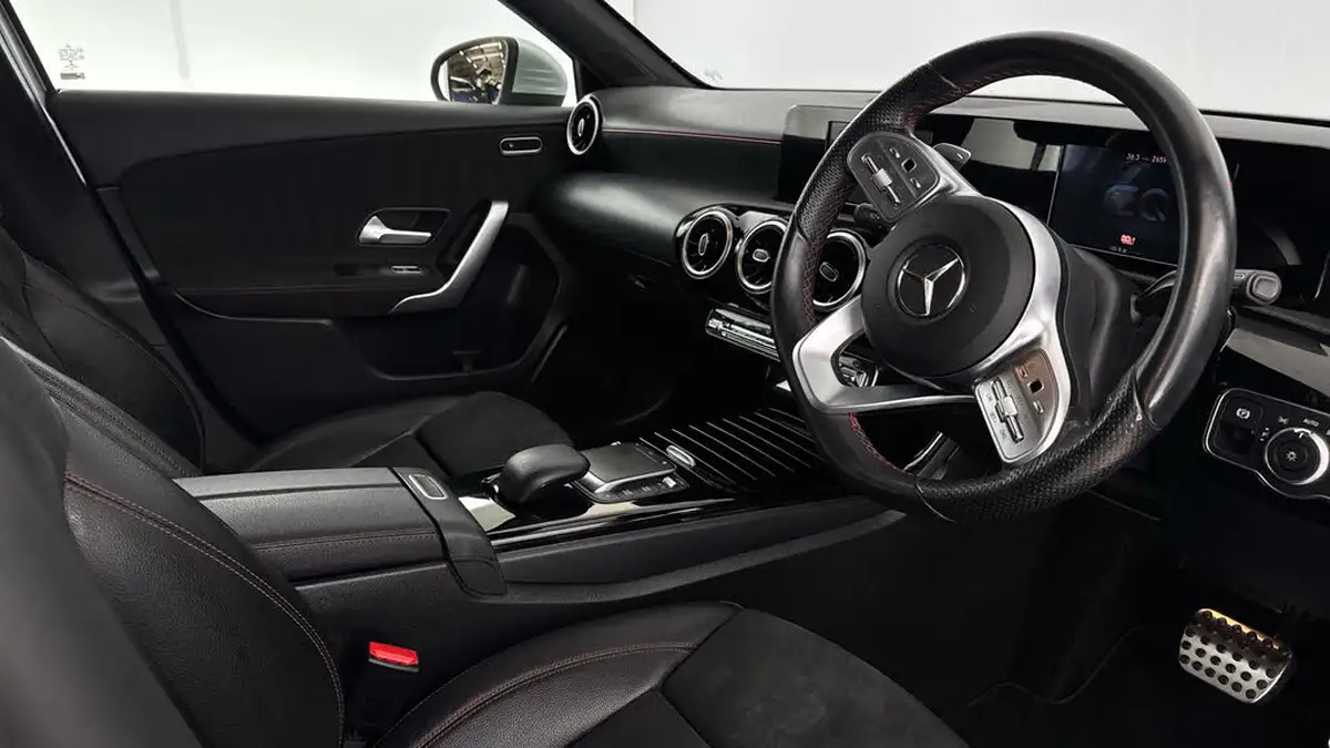 2020-mercedes-benz-a-class-13-a250e-amg-line-saloon-4d-big-9