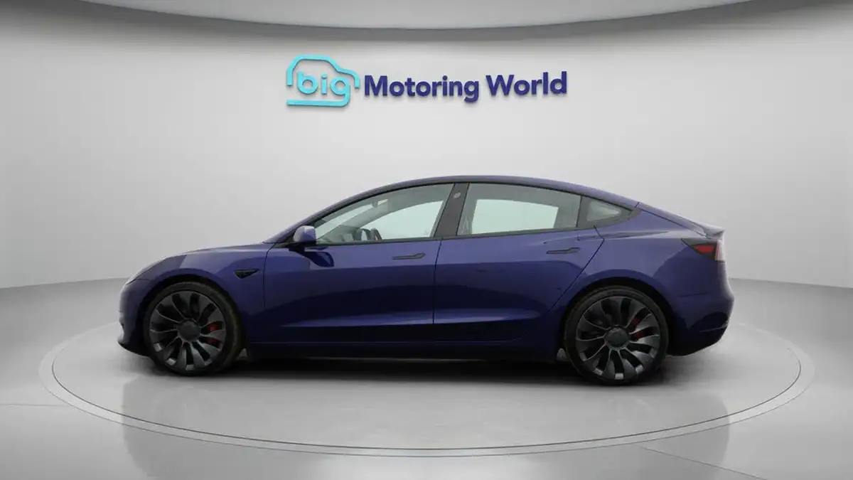 2021-tesla-model-3-e-performance-awd-big-4