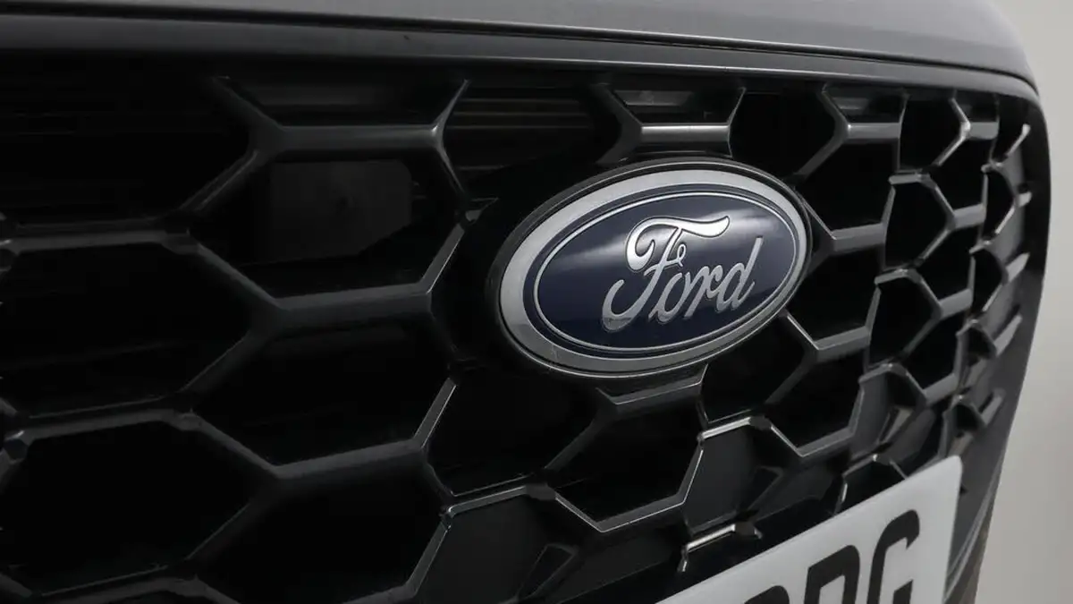 2023-ford-focus-10t-st-line-x-125ps-hybrid-mhev-hatchback-powershift-big-22