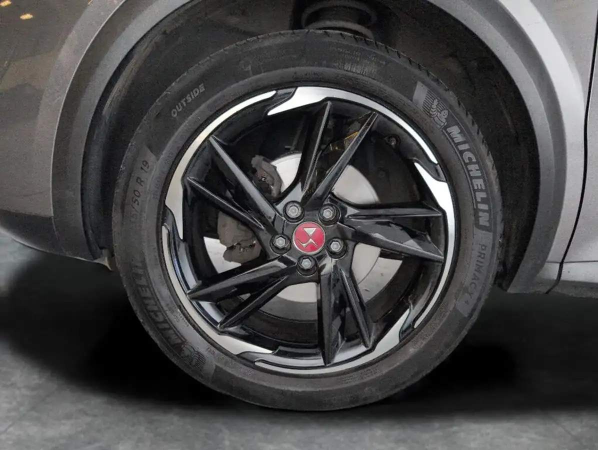 2022-ds-ds-7-crossback-15-bluehdi-performance-line-big-30