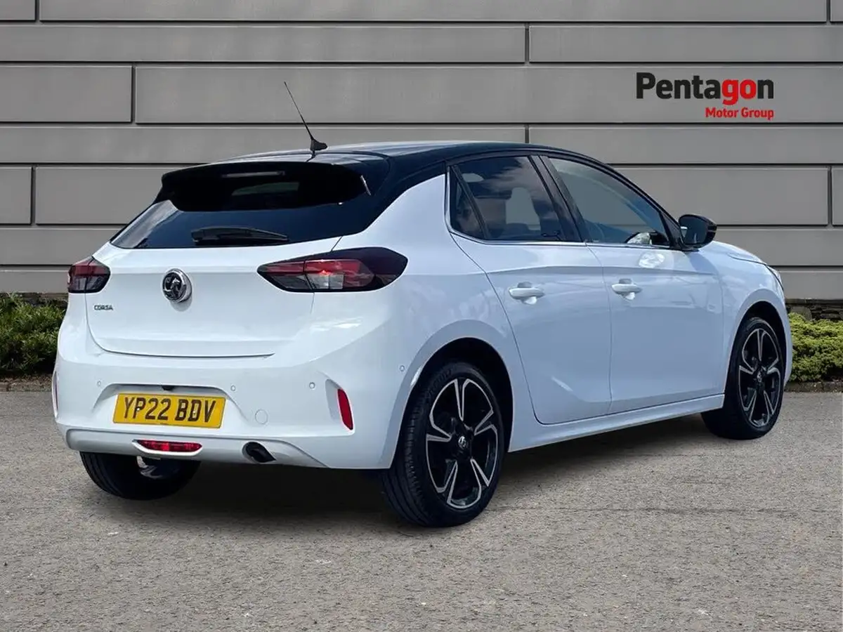 2022-vauxhall-corsa-12i-elite-edition-big-3