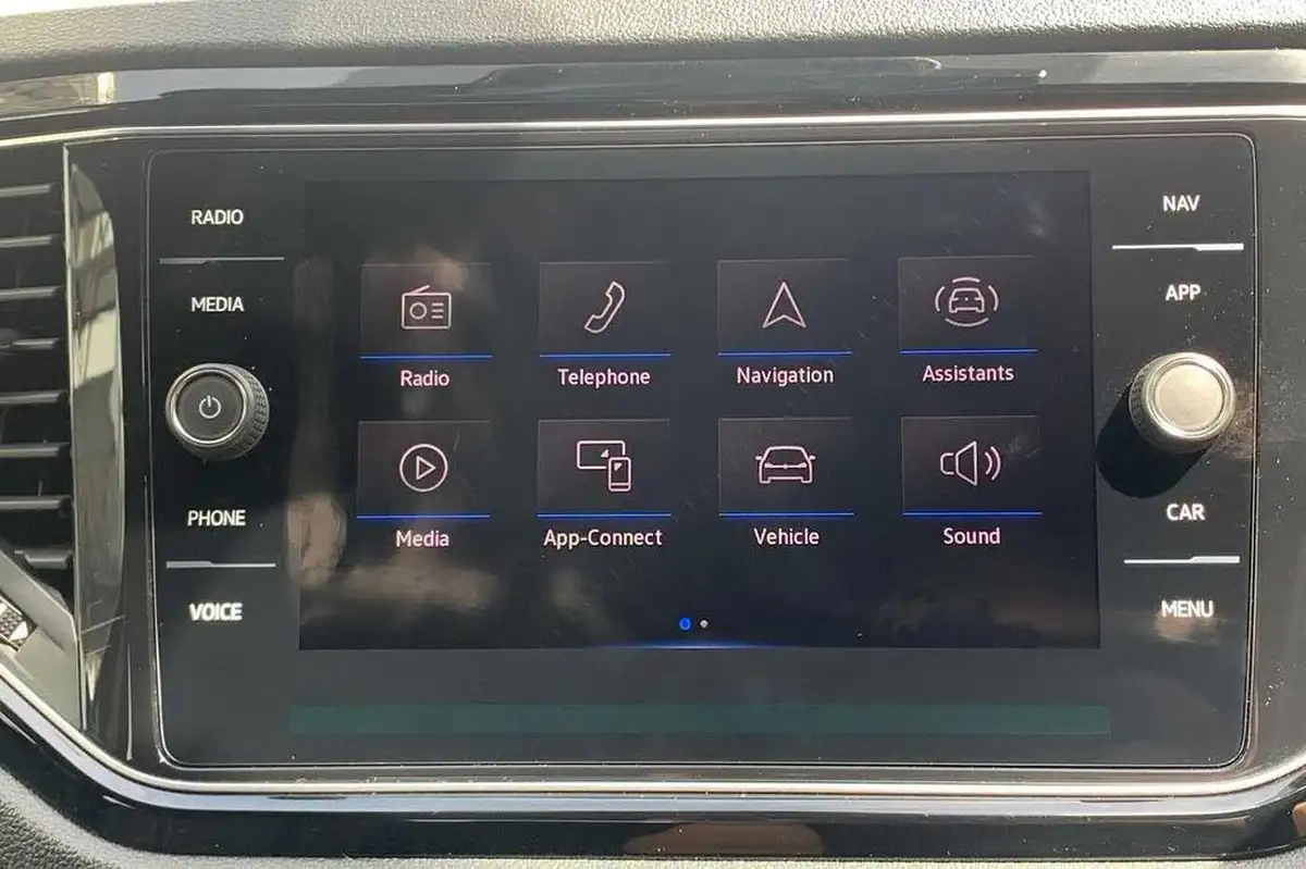 2021-volkswagen-t-roc-15-tsi-black-edition-big-12